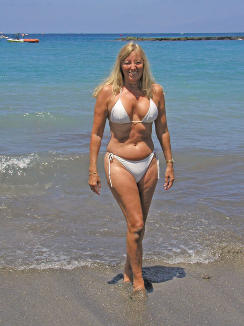 Birmingham Old Wrinkly Swinger Bbw 500x666 picture Birmingham Old Wrinkly Swinger
